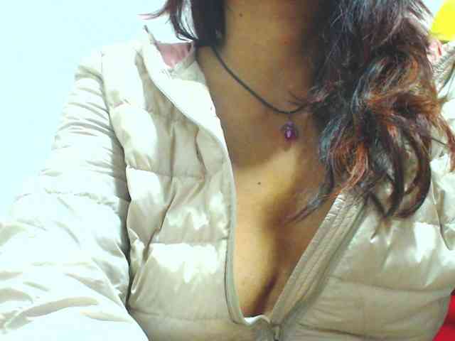 KATYY-HOTTT webcam