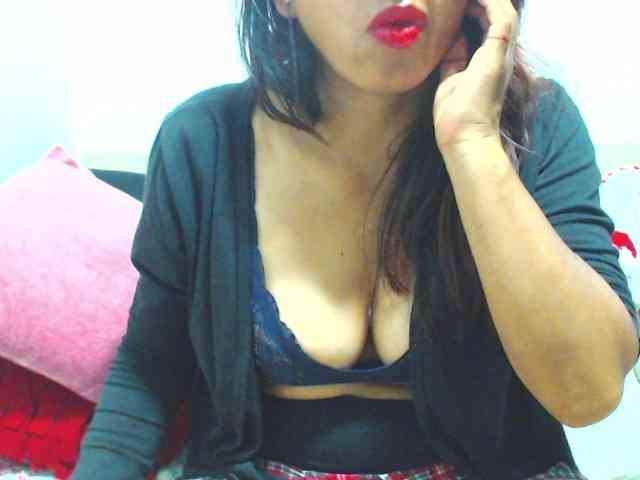 KATYY-HOTTT webcam