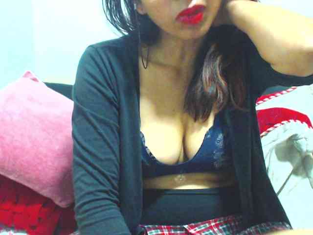 KATYY-HOTTT webcam