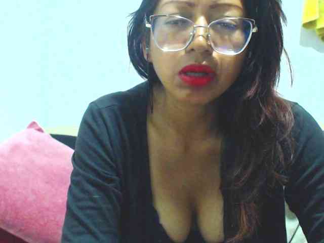 KATYY-HOTTT webcam
