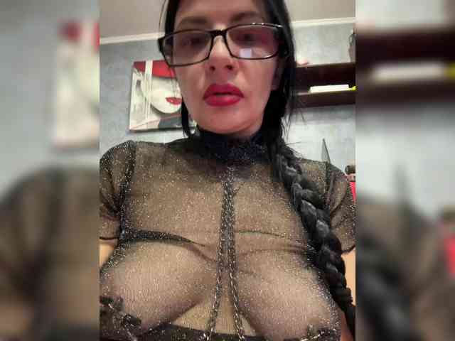 ALINABLACK webcam