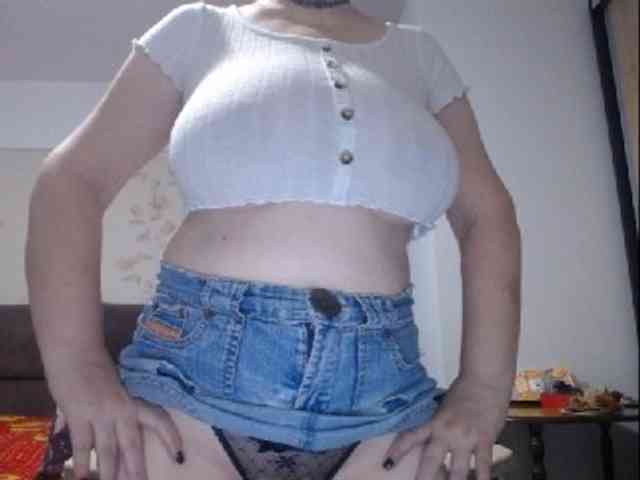 mary-x webcam