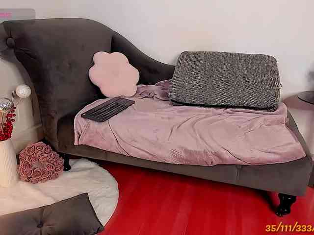 VanessaFox__ webcam