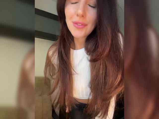 _Happy_Lady_ webcam
