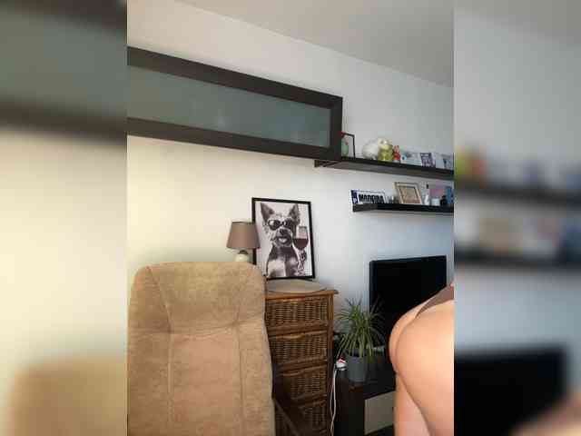 _Happy_Lady_ webcam