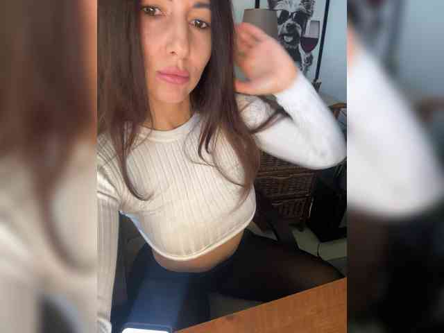 _Happy_Lady_ webcam