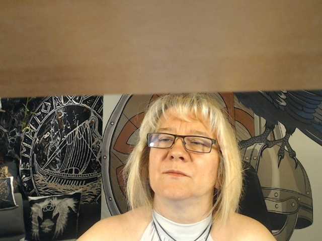 90dTitten webcam
