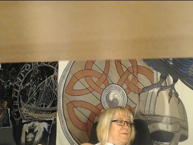 90dTitten webcam