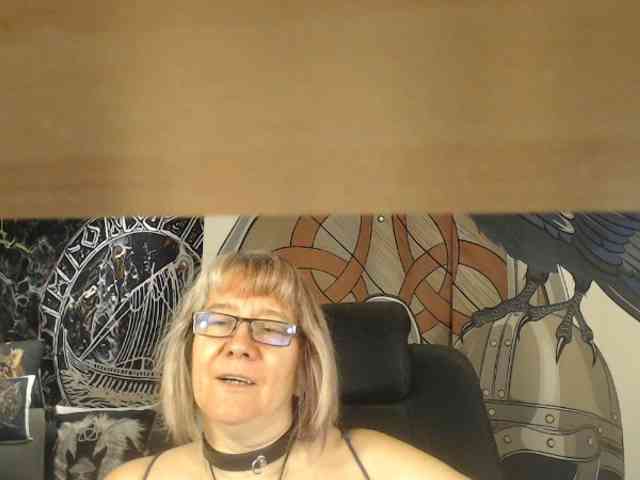 90dTitten webcam