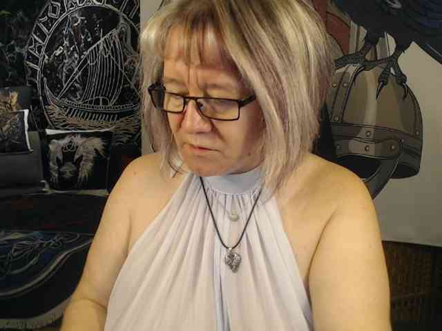 90dTitten webcam