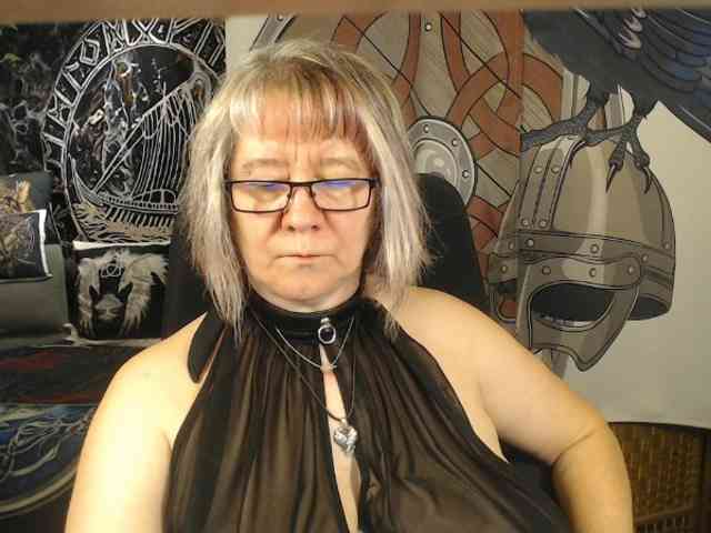 90dTitten webcam