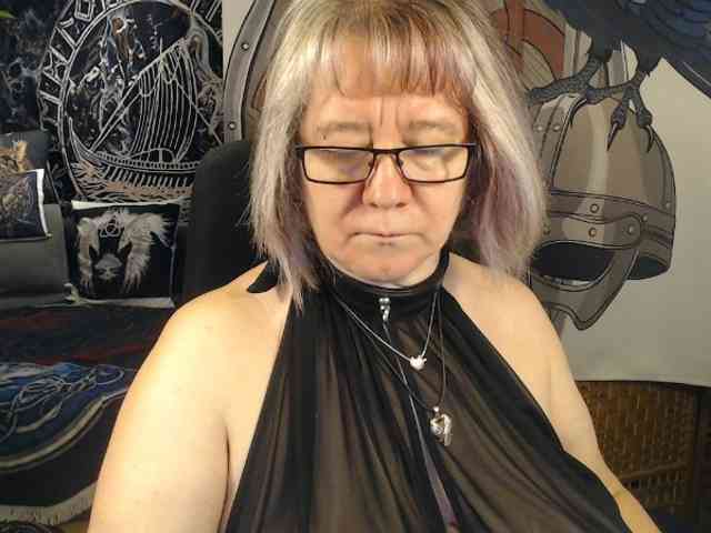 90dTitten webcam