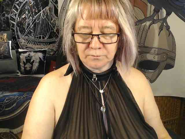 90dTitten webcam