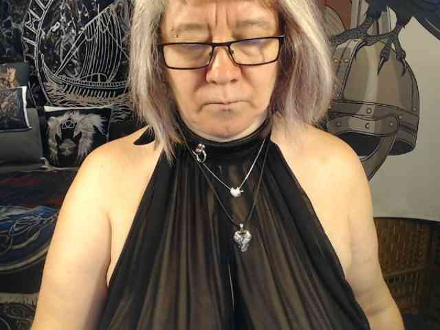 90dTitten webcam