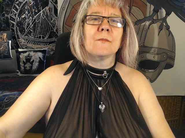 90dTitten webcam