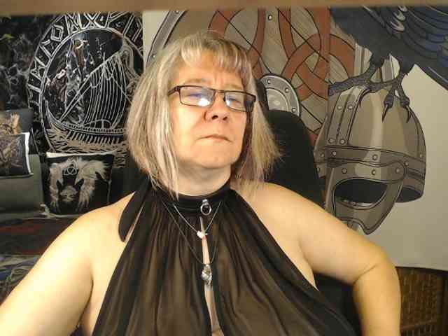 90dTitten webcam