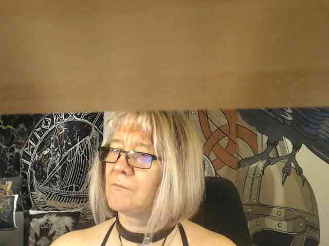 90dTitten webcam