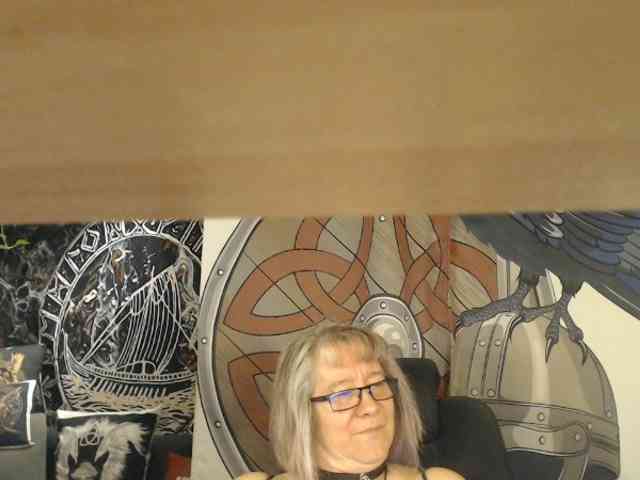 90dTitten webcam