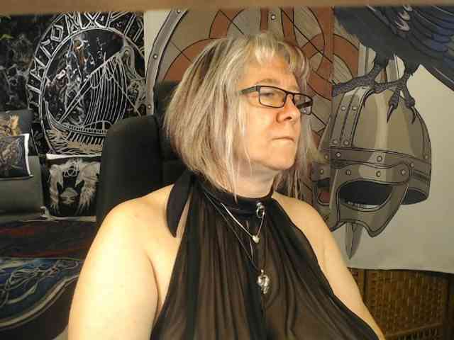 90dTitten webcam