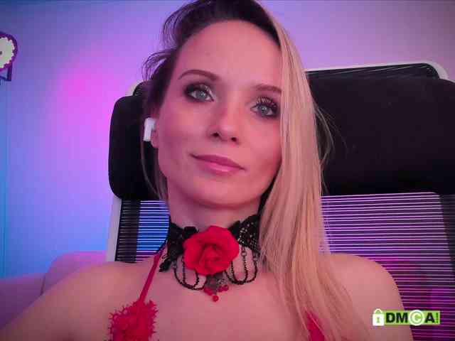 Louise_Dance webcam