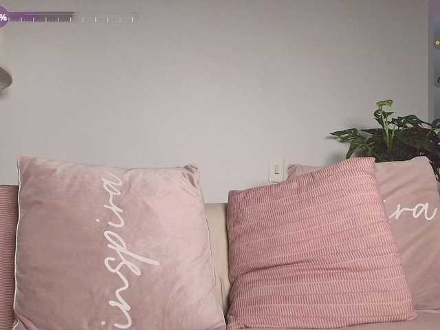 Entrez le videochat erotique avec le
modèle SallyeLeins SallyeLeins