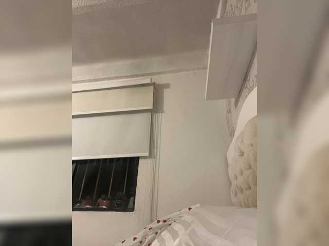 go to chat with SallyeLeins