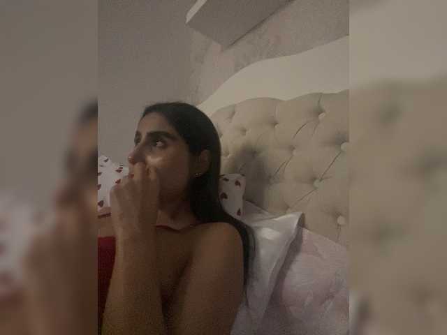 Accedi alla chat con il nickname SallyeLeins SallyeLeins