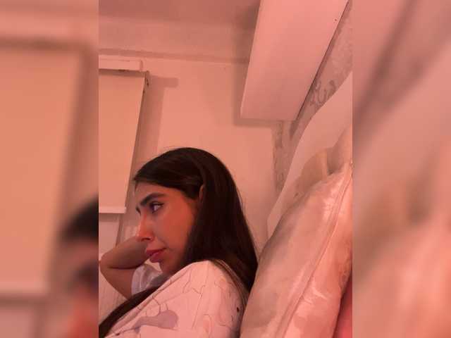 Entra en el chat con el modelo SallyeLeins SallyeLeins