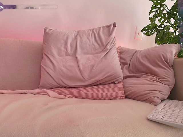 Gratis Live Sexcam mit SallyeLeins SallyeLeins