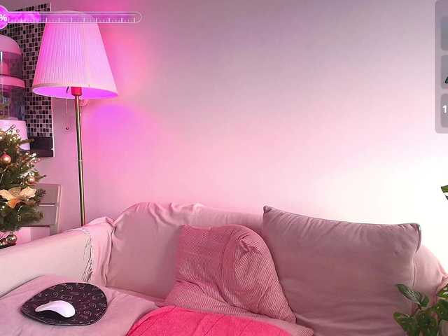 Accedi alla chat con il nickname SallyeLeins SallyeLeins