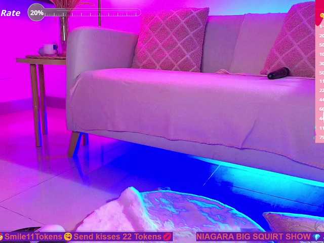 Gratis Live Sexcam mit SallyeLeins SallyeLeins