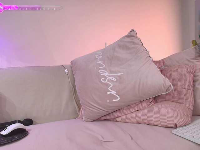 Vai a chattare su SallyeLeins SallyeLeins