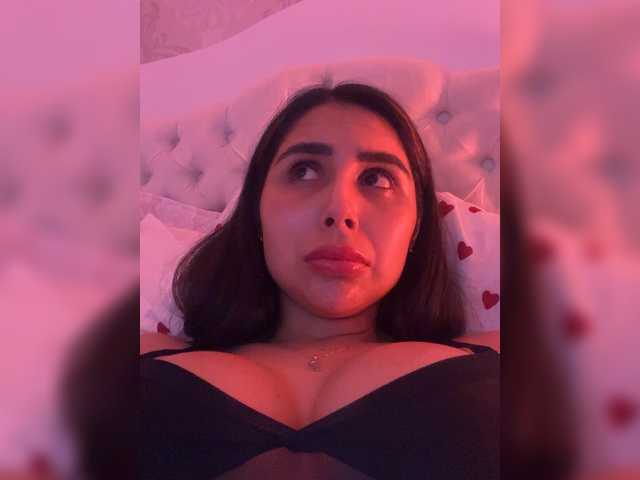 Accedi alla chat con il nickname SallyeLeins SallyeLeins