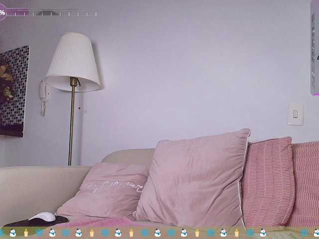 Gratis Live Sexcam mit SallyeLeins SallyeLeins