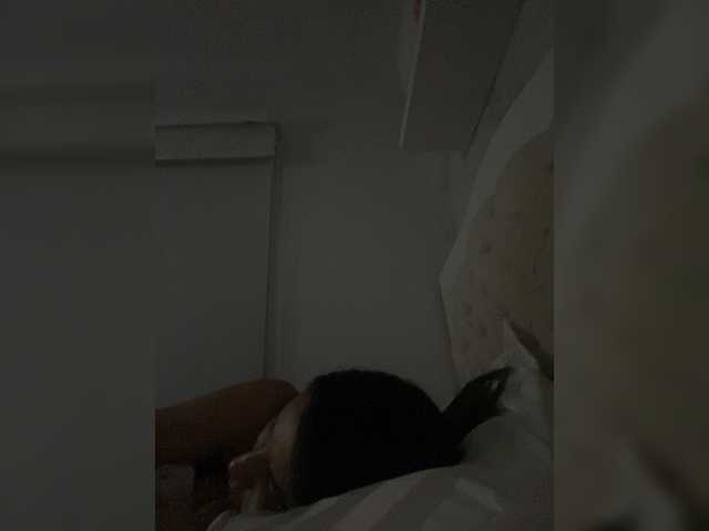 Gratis Live Sexcam mit SallyeLeins SallyeLeins