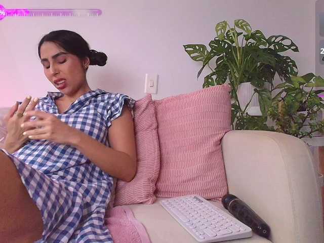 go to chat with SallyeLeins