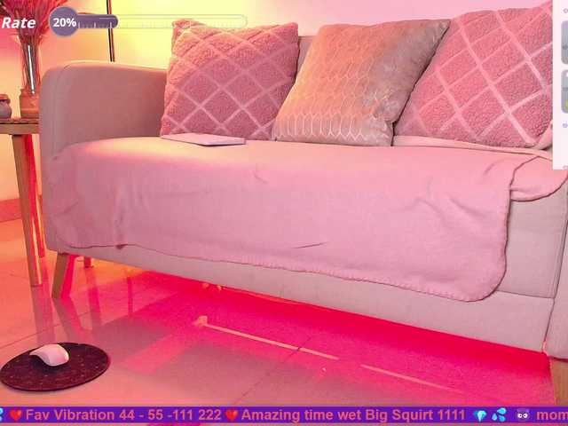 Gratis Live Sexcam mit SallyeLeins SallyeLeins