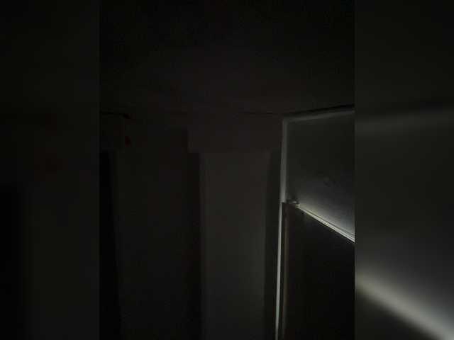 Gratis Live Sexcam mit SallyeLeins SallyeLeins