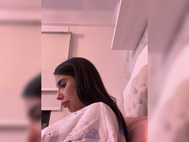 Gratis Live Sexcam mit SallyeLeins SallyeLeins
