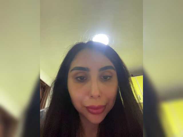 Accedi alla chat con il nickname SallyeLeins SallyeLeins