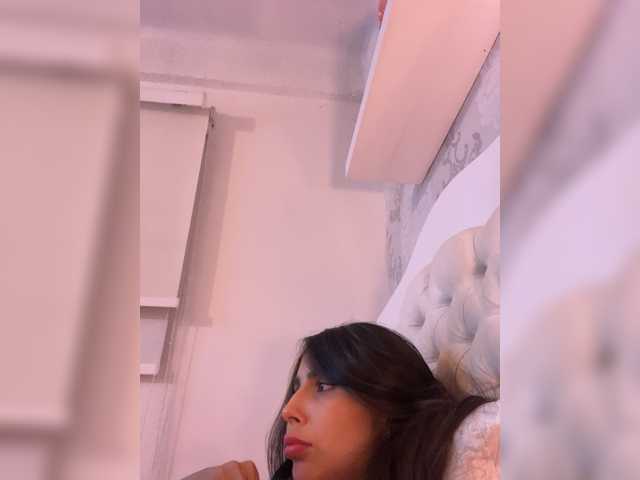 Vai a chattare su SallyeLeins SallyeLeins