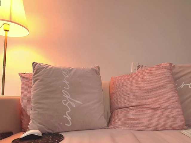 Entrez le videochat erotique avec le
modèle SallyeLeins SallyeLeins