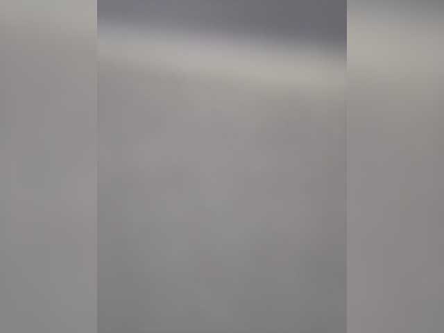 Entra en el chat con el modelo SallyeLeins SallyeLeins