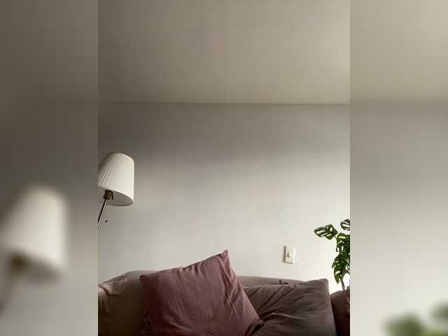 Gratis Live Sexcam mit SallyeLeins SallyeLeins