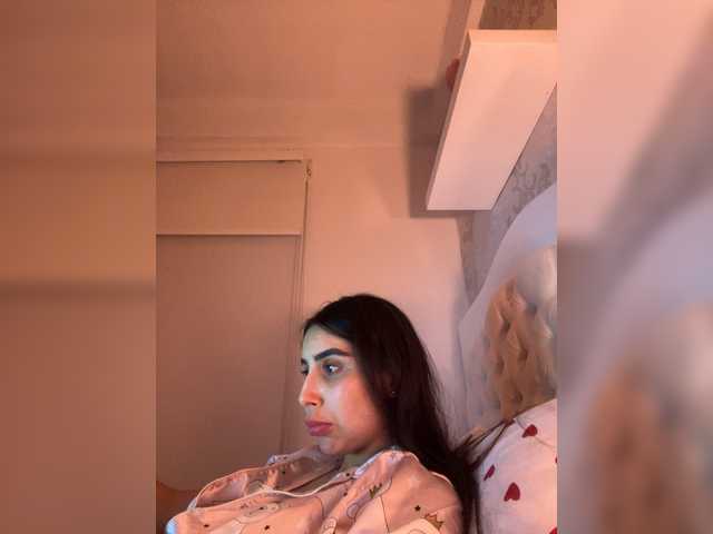 Entrez le videochat erotique avec le
modèle SallyeLeins SallyeLeins