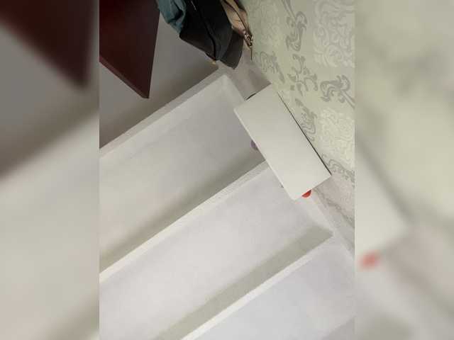 Vai a chattare su SallyeLeins SallyeLeins