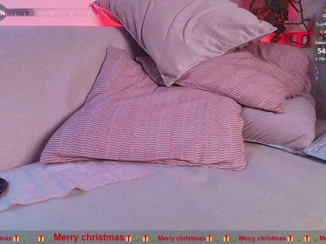 Entra en el chat con el modelo SallyeLeins SallyeLeins