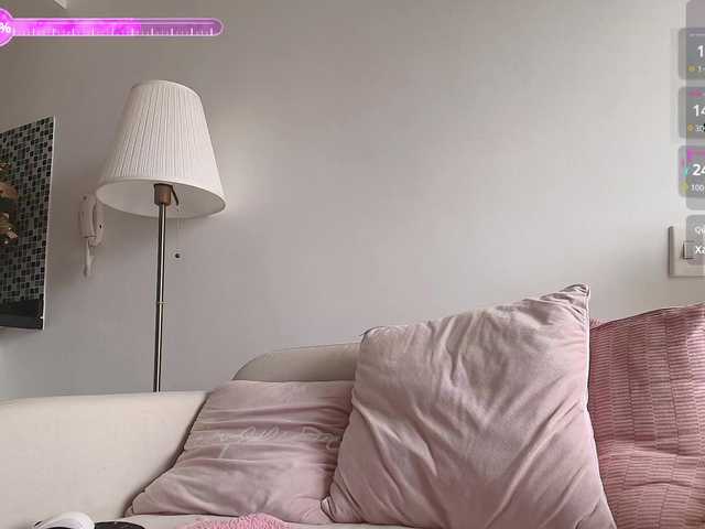 Vai a chattare su SallyeLeins SallyeLeins