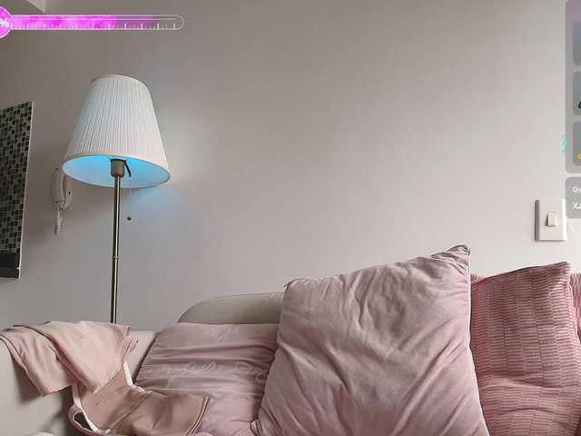 Accedi alla chat con il nickname SallyeLeins SallyeLeins