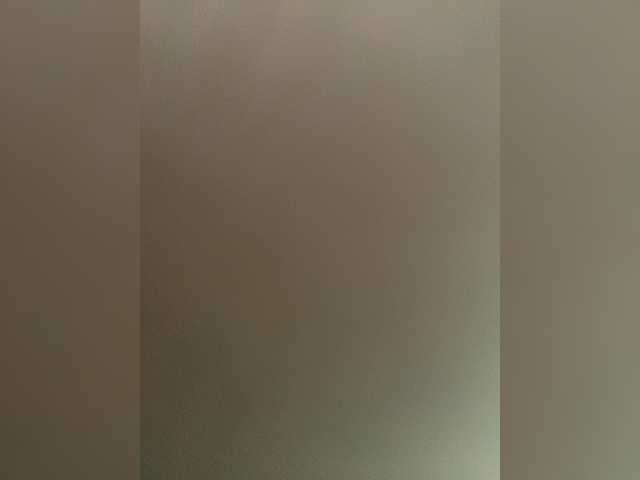 Entrez le videochat erotique avec le
modèle SallyeLeins SallyeLeins